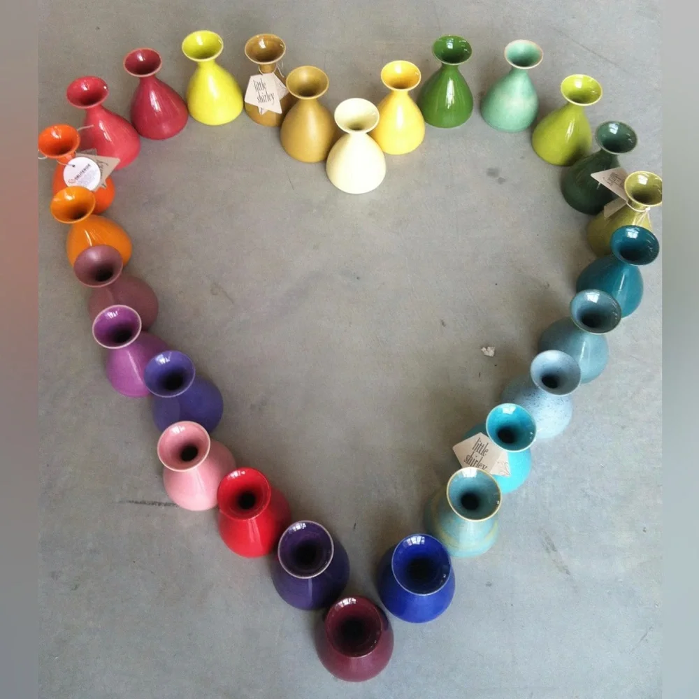 Material Good Little Shirley Vase “BASIL” - Picture 10 of 11